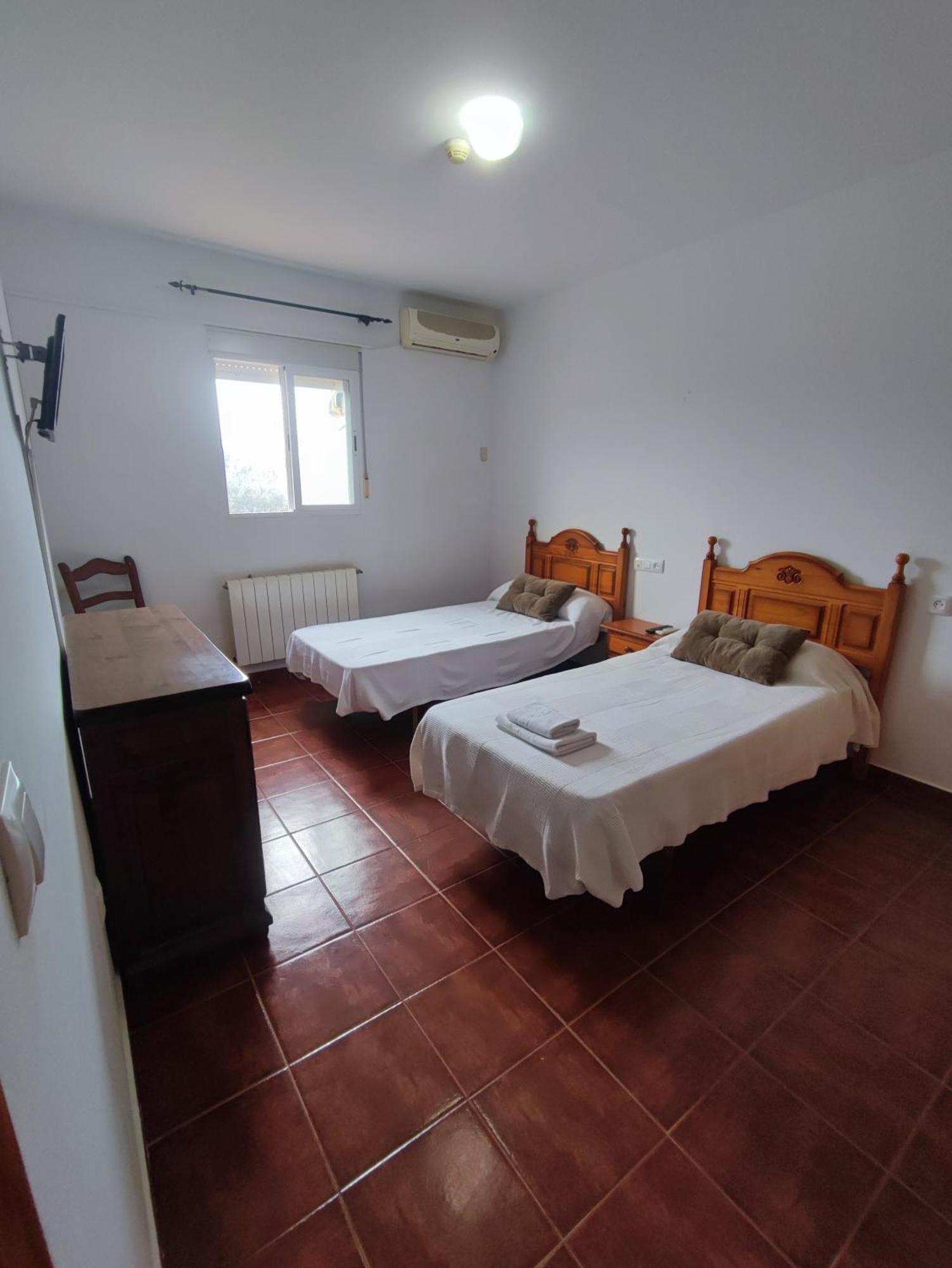H Helechosa Hotel Luaran gambar